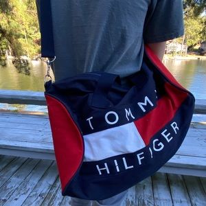 Vintage Tommy Hilfiger Duffle Bag 💼